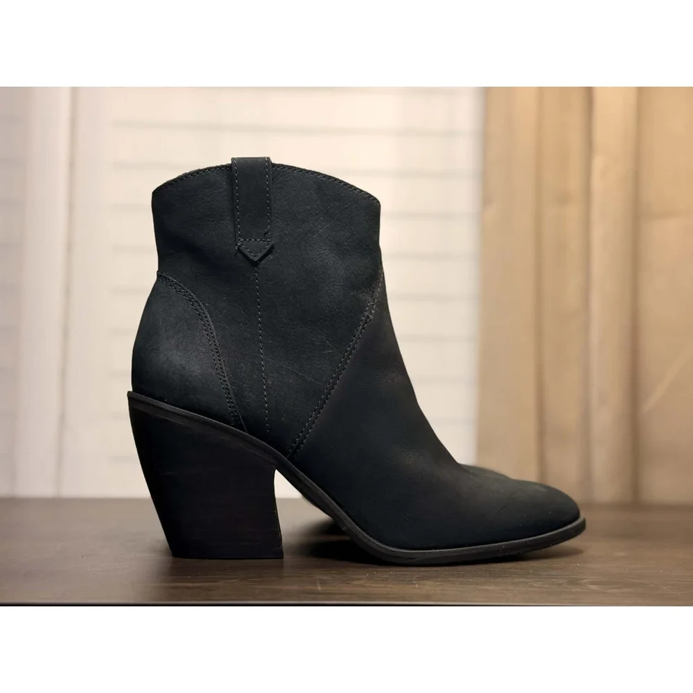 Lucky Brand Microsuede LEATHER Modern Western Boots Booties SZ 10 M BLACK
